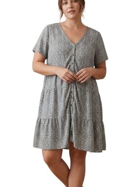 KORI America Plus Sage Speckled Tiered Dress XL Button Front V-neck Flowy